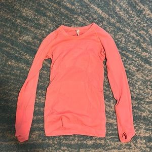 Swiftly Tech Long Sleeve Shirt 2.0 size 2